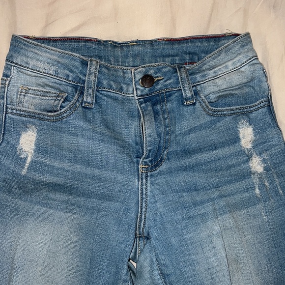 F21 distressed denim jeans - Picture 3 of 4
